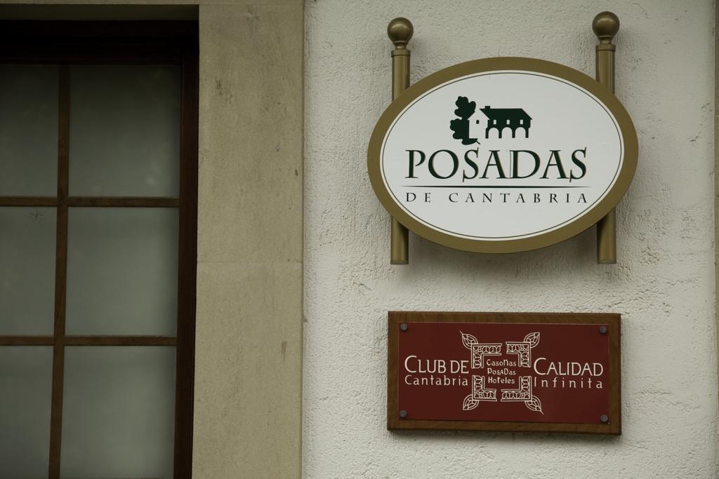 Hotel Posada La Robleda (Adults Only) อาร์นูเอโร ภายนอก รูปภาพ