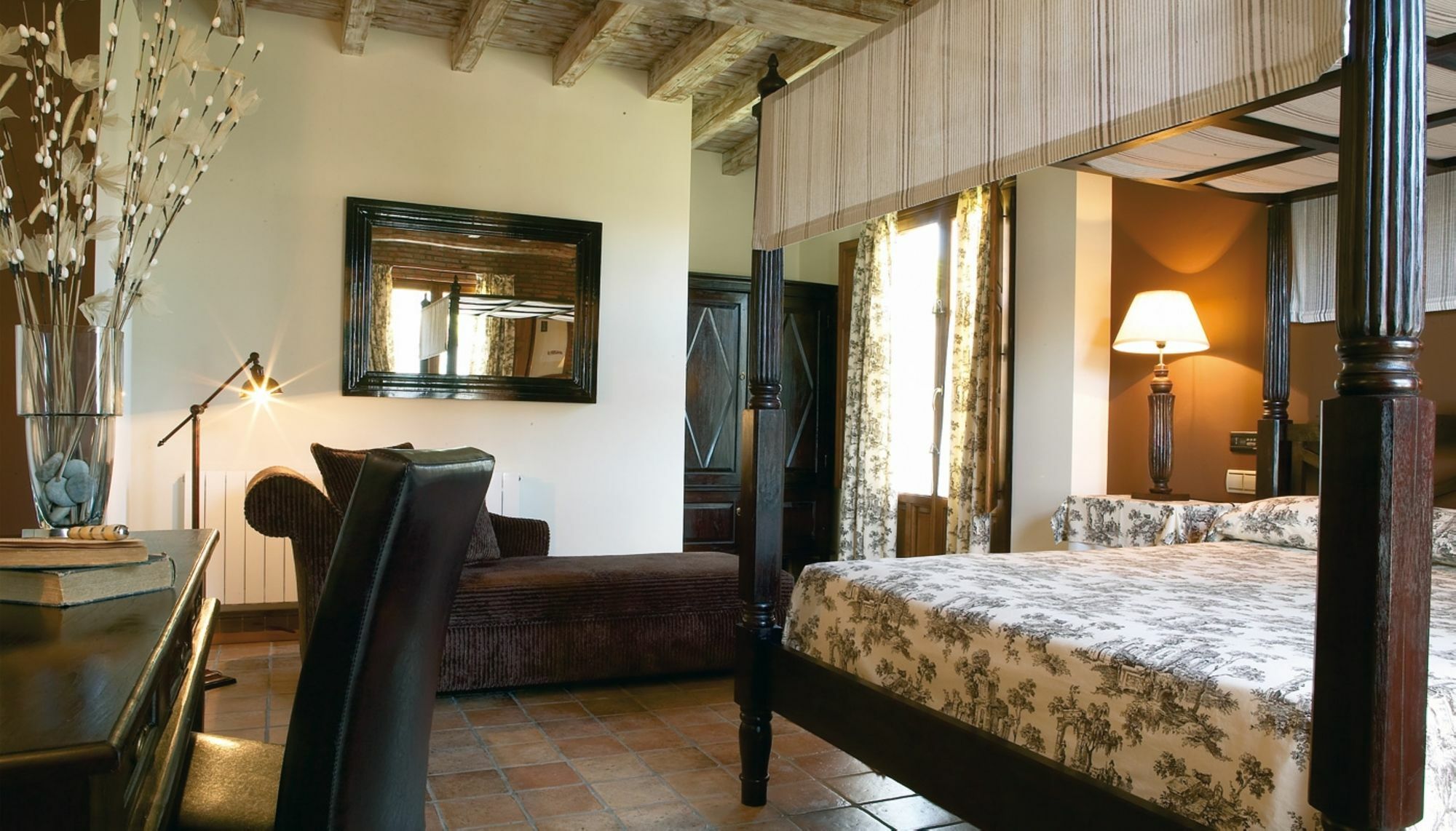 Hotel Posada La Robleda (Adults Only) อาร์นูเอโร ภายนอก รูปภาพ